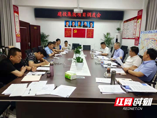 問(wèn)診把脈“開良方” 對(duì)癥下藥“解難題”